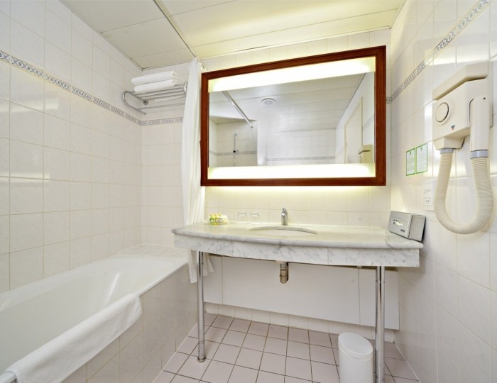 Стандартный номер с 1 двухспальной или 2 односпальными кроватями - Отель «Edge Seligerskaya Moscow» / «Эдж Селигерская Москва»