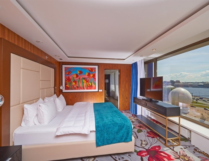 Трехкомнатный представительский люкс с видом на реку - Гостиница «Санкт-Петербург»