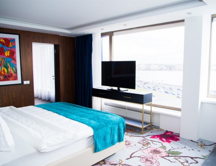 Трехкомнатный представительский люкс с видом на реку - Гостиница «Санкт-Петербург»