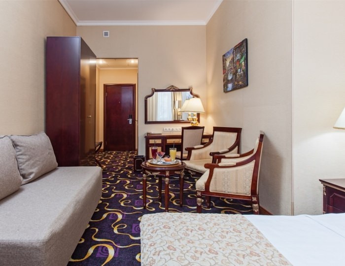 Трехместный номер Студио - Гостиница «Мандарин» Москва