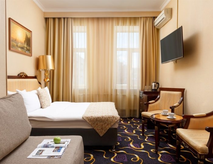 Трехместный номер Студио - Гостиница «Мандарин» Москва