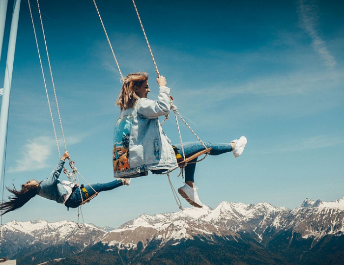 Высокогорные качели - Отель Golden Tulip Rosa Khutor / Голден Тюлип Роза Хутор