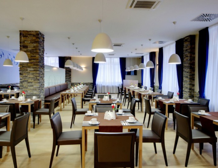 Ресторан BRANCHE - Отель Golden Tulip Rosa Khutor / Голден Тюлип Роза Хутор