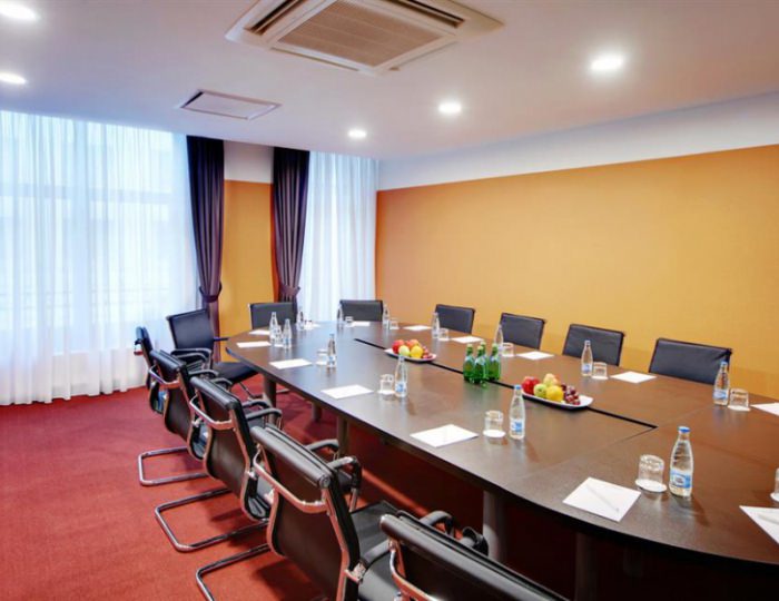 Зал «Гронинген» - Отель Golden Tulip Rosa Khutor / Голден Тюлип Роза Хутор