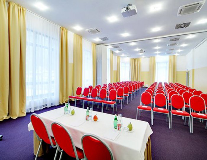 Зал «Эйндховен» - Отель Golden Tulip Rosa Khutor / Голден Тюлип Роза Хутор