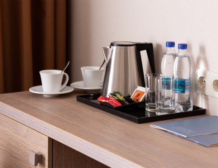 Однокомнатный номер повышенной комфортности с одной большой кроватью (с балконом) - Бальнеологический отель Rosa Springs / Роза Спрингс