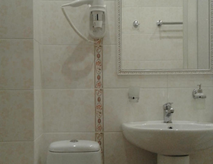 3-местный номер улучшенный (с завтраком) - Отель «Пушкинъ» Псков