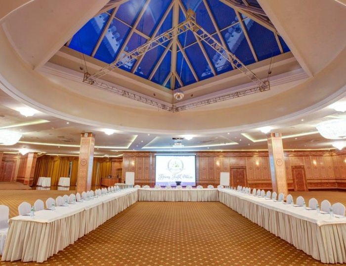 Банкетные залы - Гостиница «Принц Парк Отель»