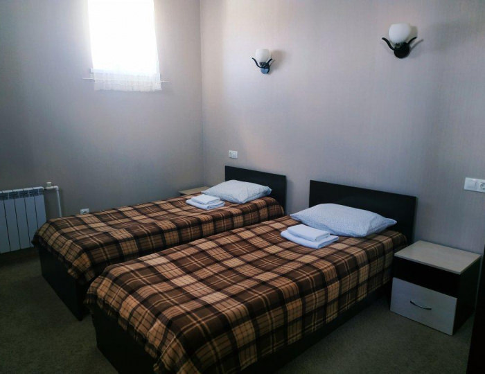 Номер стандарт с 2 односпальными кроватями - Гостевой дом «Гармония» Псков