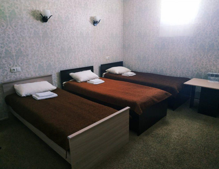 Номер стандарт с 3 односпальными кроватями - Гостевой дом «Гармония» Псков