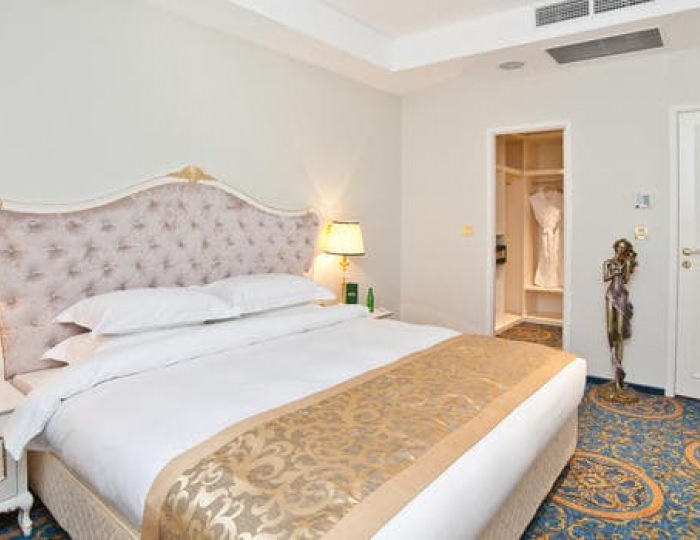 Люкс 4-местный - Гостиница «Гринвуд» Красногорск