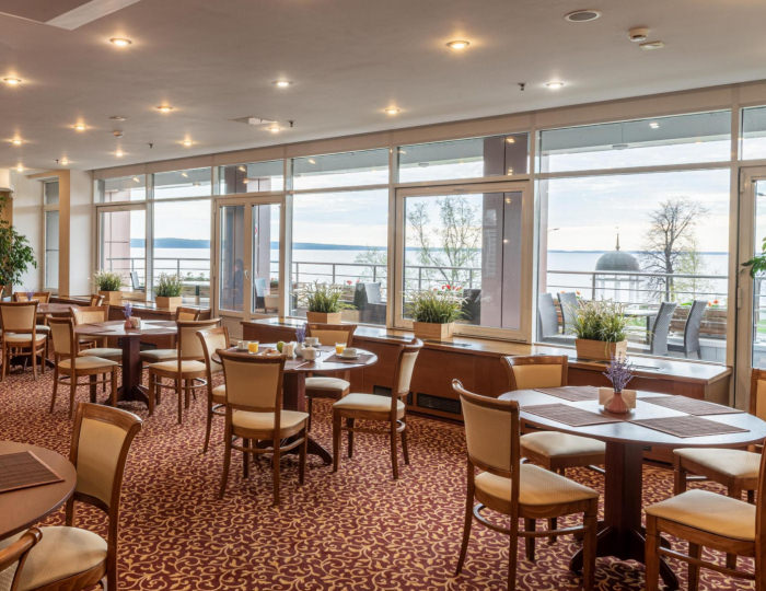 Рестораны и бары - Отель Cosmos Petrozavodsk Hotel / Космос Петрозаводск