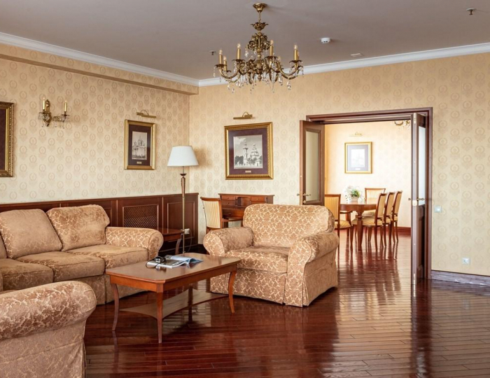 Номер Гранд Люкс Cosmos - Отель Cosmos Petrozavodsk Hotel / Космос Петрозаводск