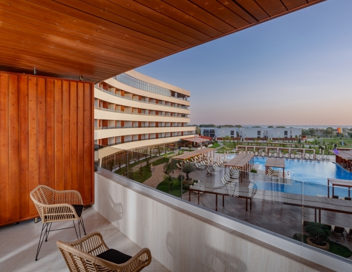 Deluxe 2-м. pool view - Отель «Fюnf Luxury Resort & SPA Anapa Miracleon» Анапа