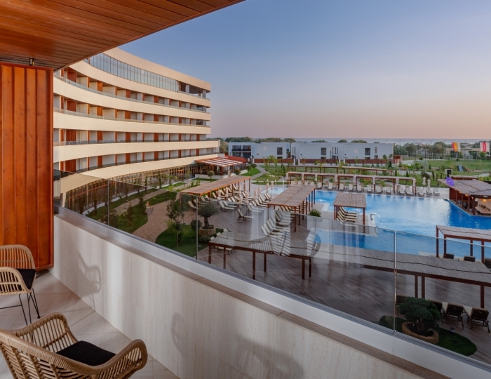 Deluxe 2-местный special pool view - Отель «Fюnf Luxury Resort & SPA Anapa Miracleon» Анапа