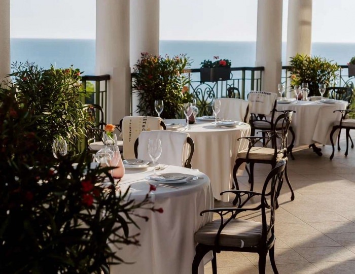 Рестораны и бары - Отель Rodina Grand Hotel & SPA / Родина Гранд Отель и СПА