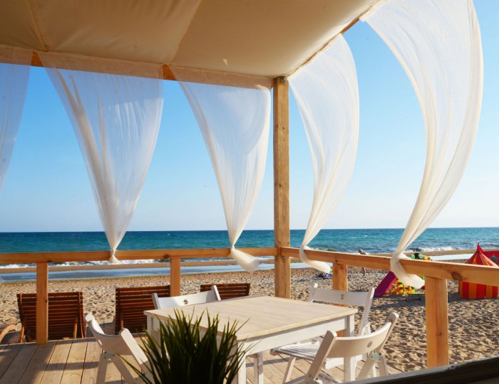 Кафе «Blaga Beach» - База отдыха «ЮгРа»