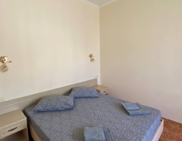 2-местное 2-комн. без балк. (с 2 доп. местами) - База отдыха «ЮгРа»