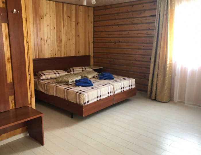 2-местное станд. без балк. для маломобильных туристов - База отдыха «ЮгРа»