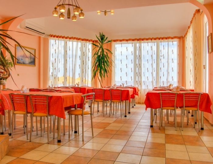 Рестораны и бары - Гостиница «Хижина Робинзона» Феодосия