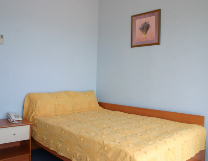 Люкс 3-местный 2-комнатный - Гостиница «Хижина Робинзона» Феодосия