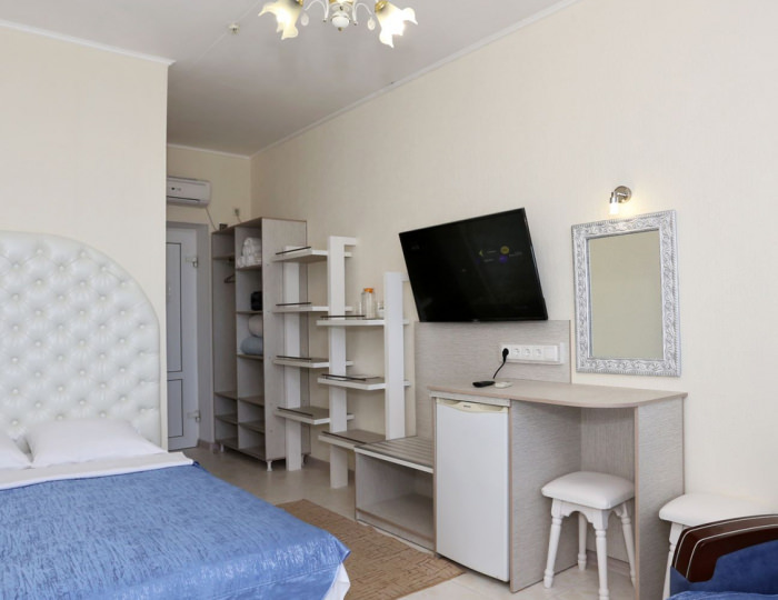 Люкс 3-местный 1-комнатный с балконом - Отель «Экватор» Береговое