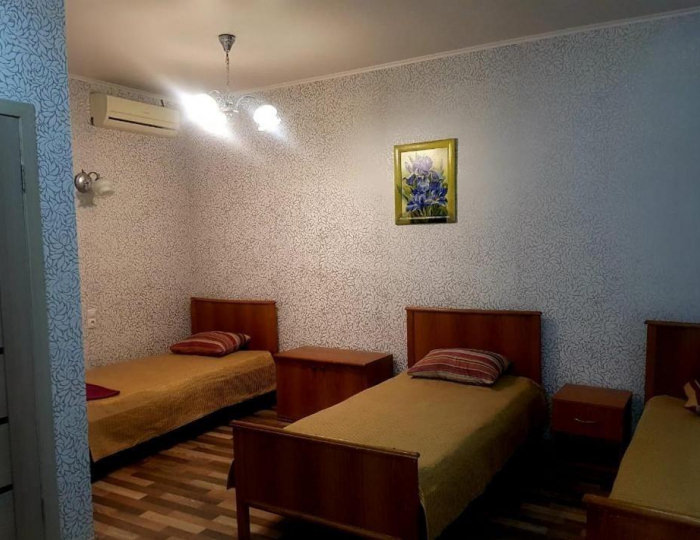 Номер стандарт с 4 односпальными кроватями - Отель «Авеню» Астрахань