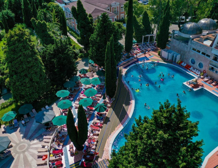 Открытый бассейн - Санаторий «Южное Взморье»
